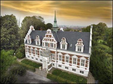 Se mere om Sohngaardsholm Slot Se mere om Sohngaardsholm Slot